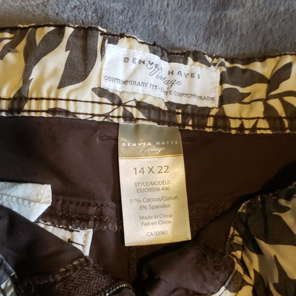 Capri pants - Picture 4 of 6